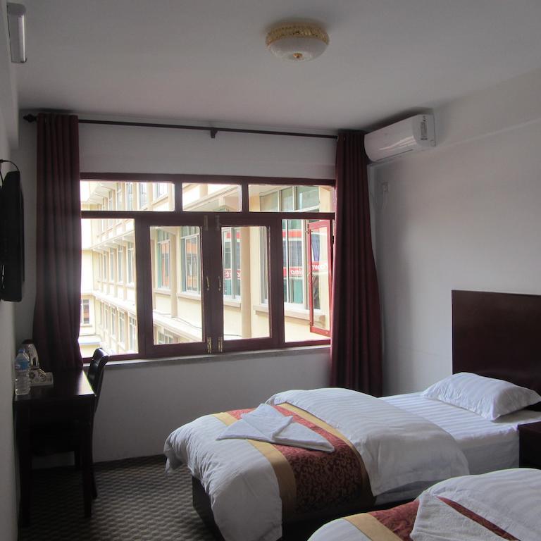 Hotel Taishan Katmandu Szoba fotó